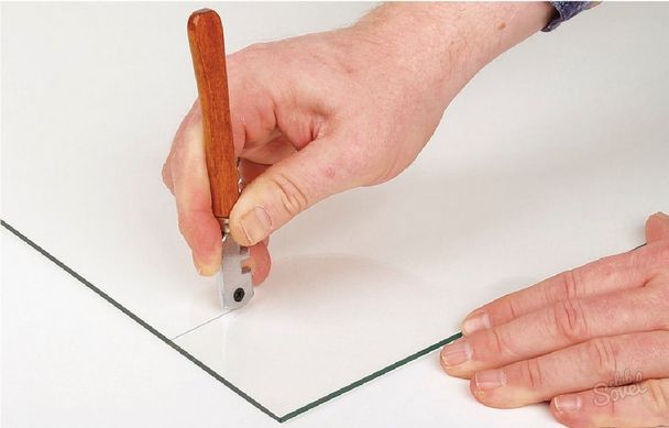 Читать: Как резать плитку стеклорезом